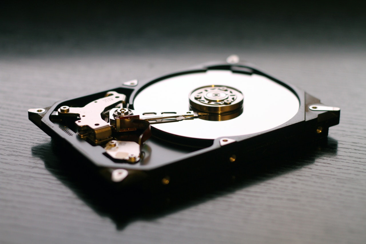 How to initialize and format a new hard drive in Windows